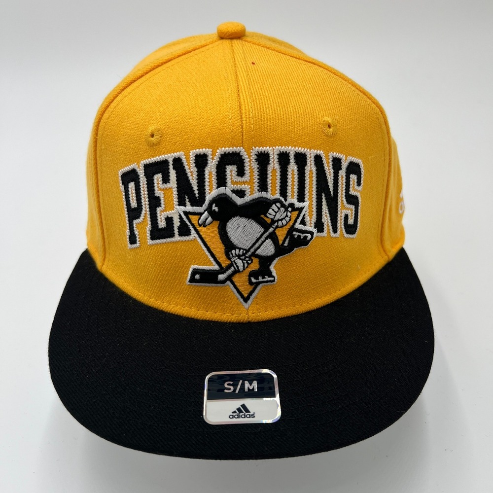 Adidas Pittsburgh Penguins NHL Superflex Stretch Fit Hat‎ Yellow S/M Flat Bill